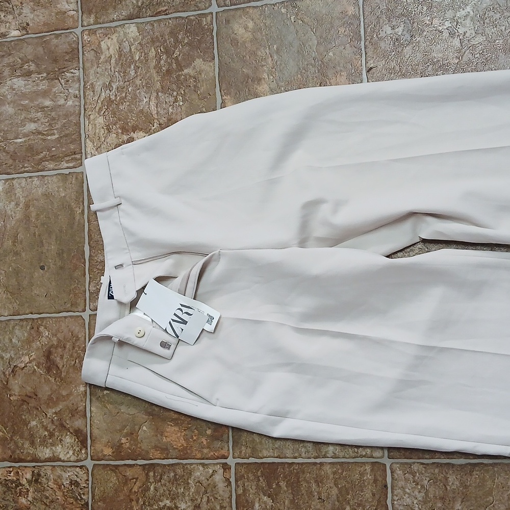 NWT Zara Wide Leg Light Beige Dress Pants Size Medium - Picture 2 of 5
